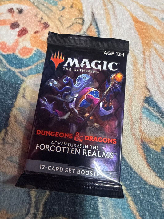 ADVENTURES FORGOTTEN REALMS SET BOOSTER PACK .